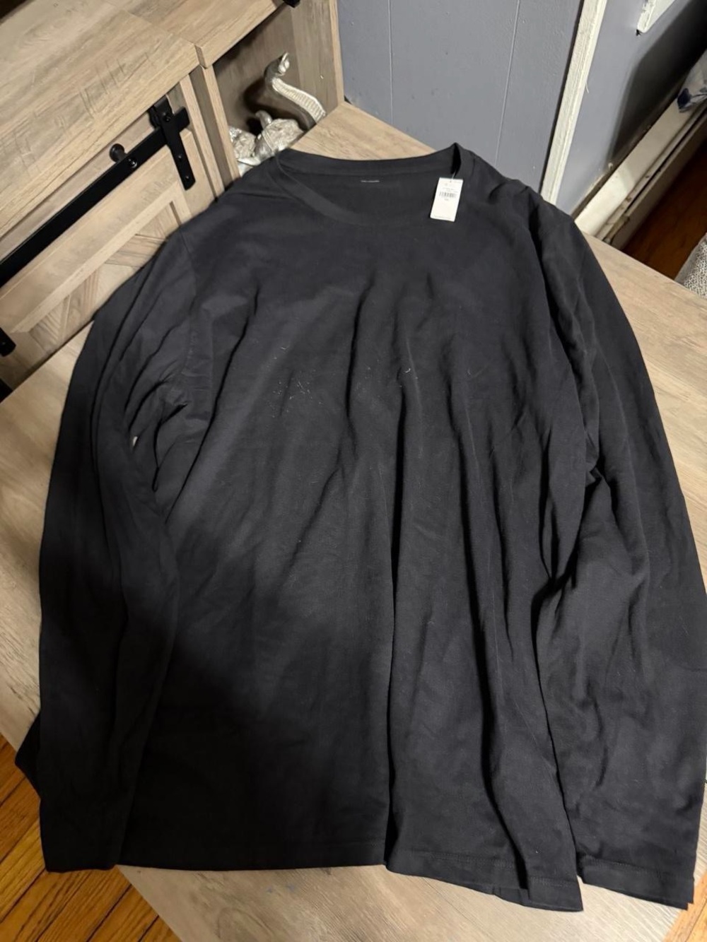 Old Navy Men's Long-Sleeve Crewneck Shirt - Black